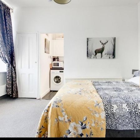 Hooton Apartment 1 Bed Kilnhurst Exteriér fotografie